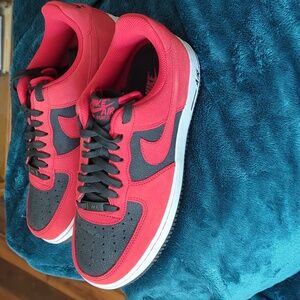 New Without Tags. Men's Nike Air Force 1